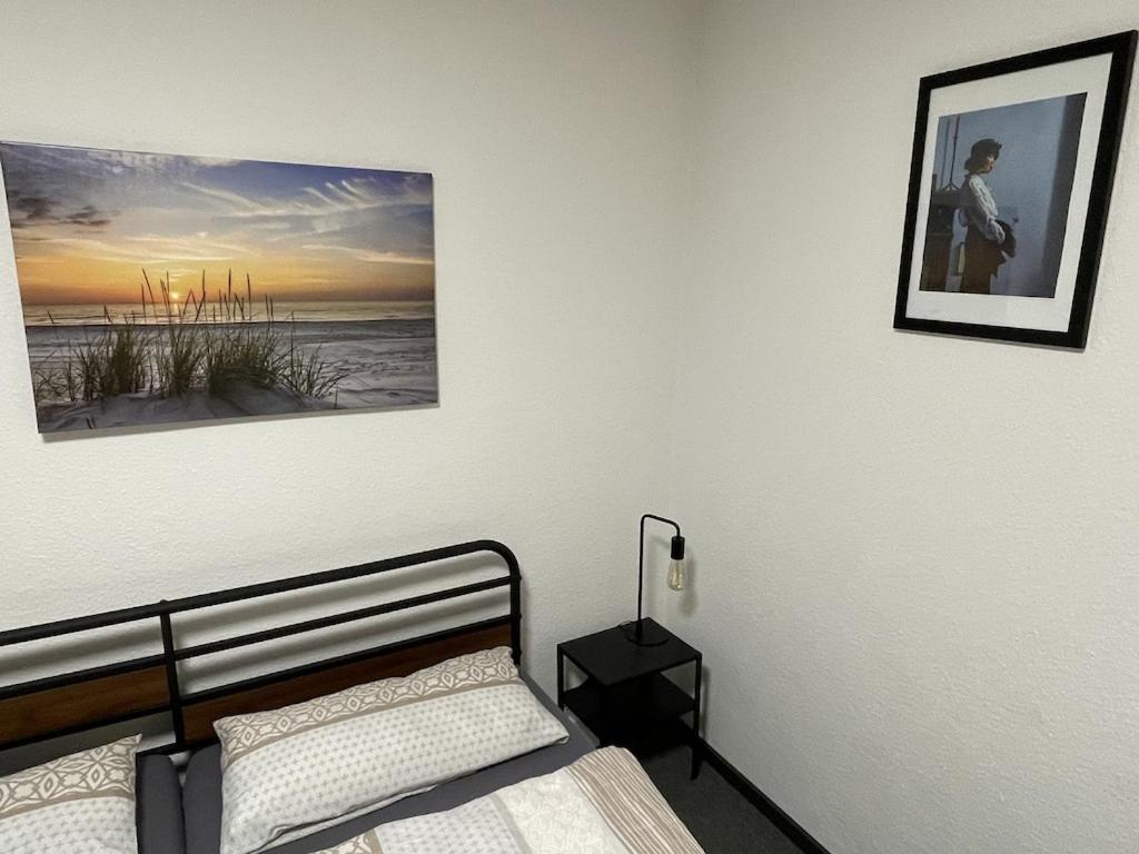 Bahnhofsnähe: Zentrale 3-zimmer Mit Balkon Apartment *