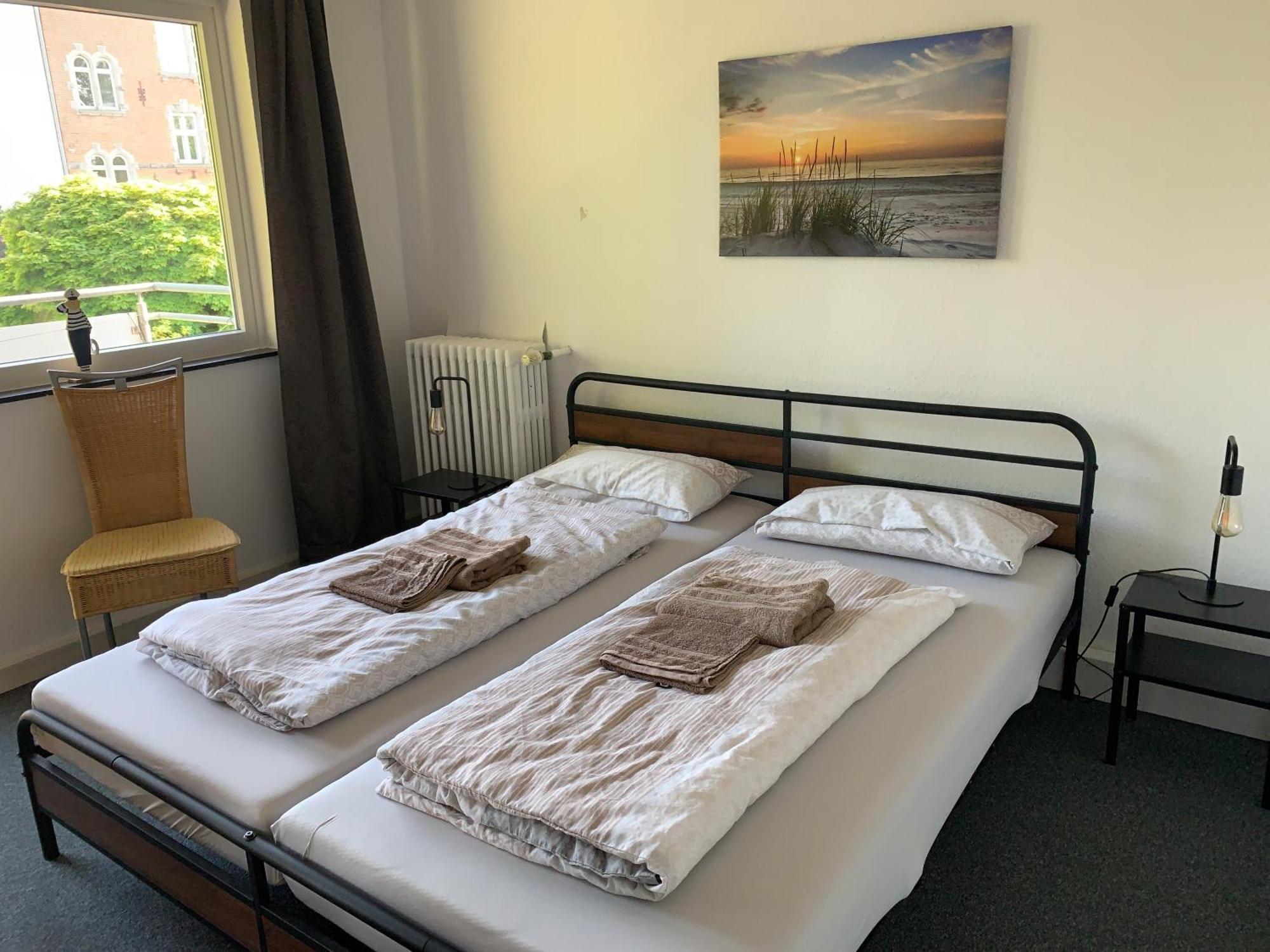 Bahnhofsnähe: Zentrale 3-zimmer Mit Balkon