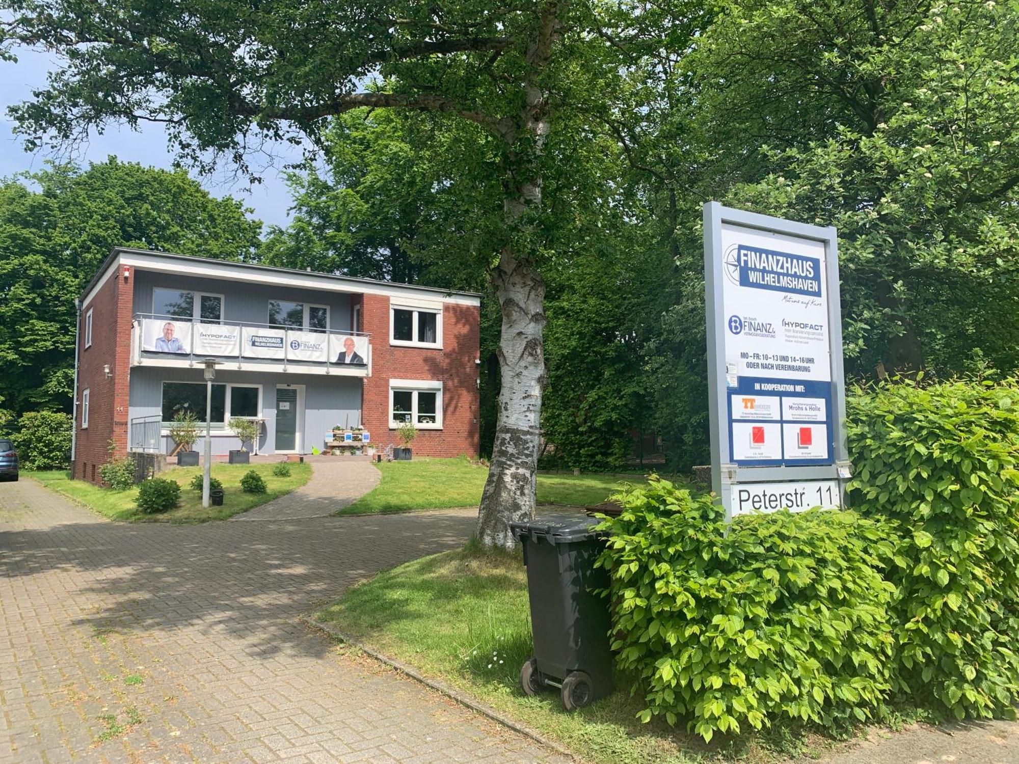 Apartment Bahnhofsnähe: Zentrale 3-zimmer Mit Balkon Wilhelmshaven